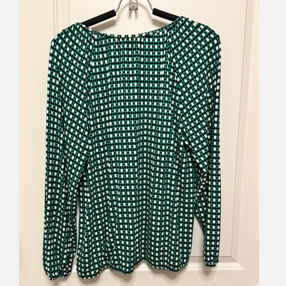 Cleo Petites Geometric Long Sleeve Top w/ Elastic hem blouson viscose stretch L - Picture 3 of 7